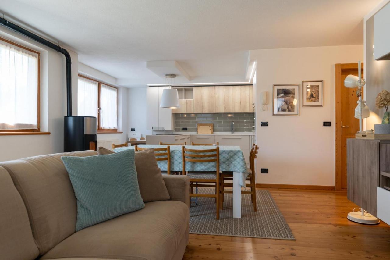 카발레즈 Casa Beba - Agenzia Dolomiti Affitti 아파트 외부 사진